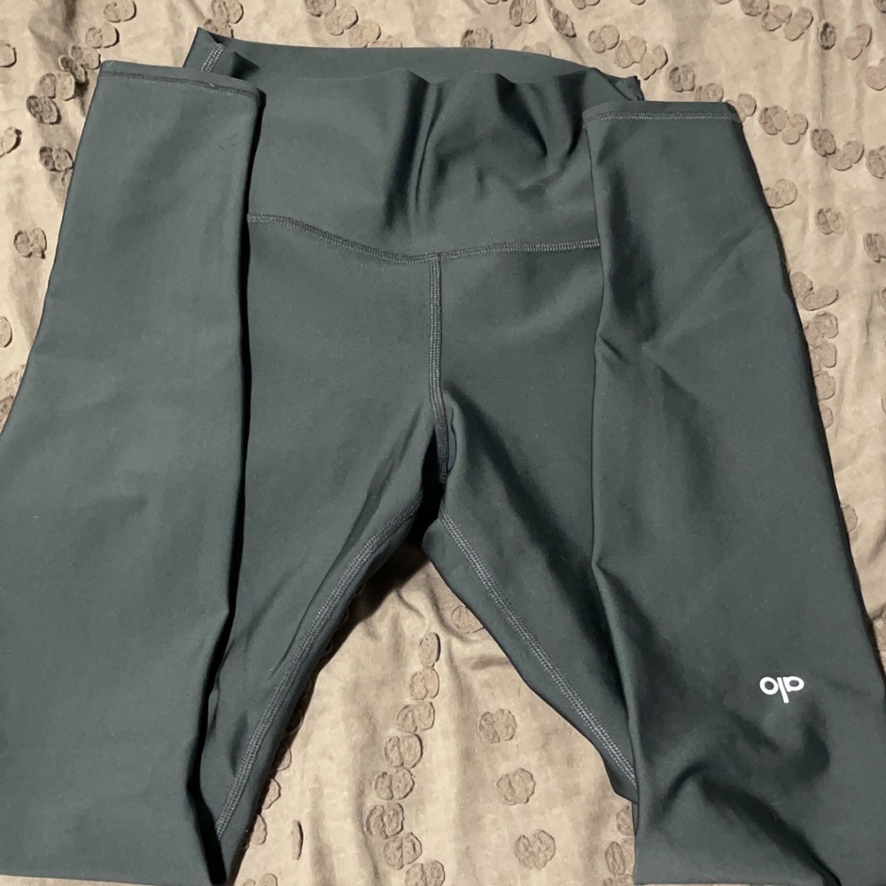 ALO AIRLIFT LEGGINGS FULL LENGTH SZ M